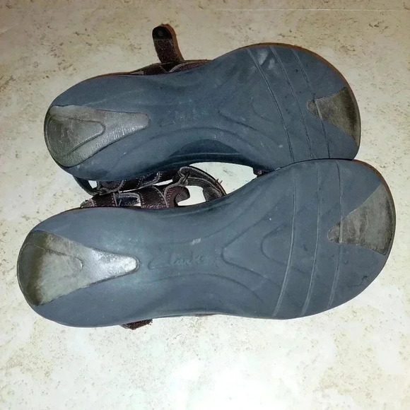 CLARKS Collection Brown Sandals Women's 7 - Picture 5 of 5